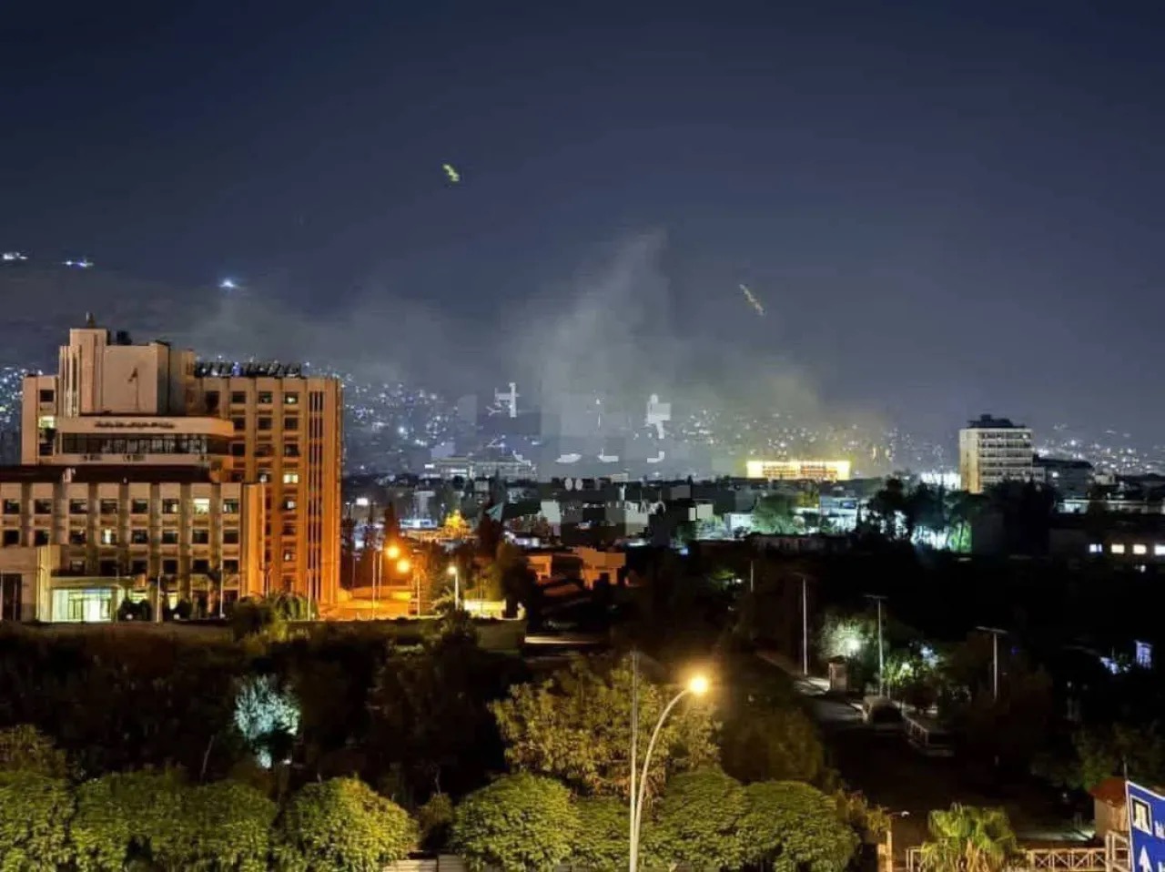 Violent explosions shake Damascus amid reports of Israeli airstrikes