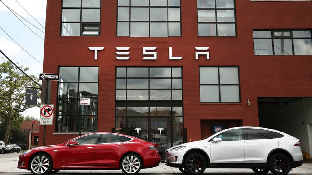 Tesla's Crisis in Europe Deepens: Sales Decline for the Eighth Month and Interconnected Challenges