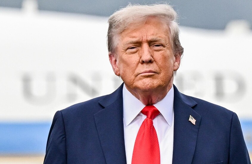 Trump kündigt eine Exekutivverordnung an, die die Vorlage eines Ausweises für die Stimmabgabe vorschreibt und Bedingungen für die Briefwahl festlegt
