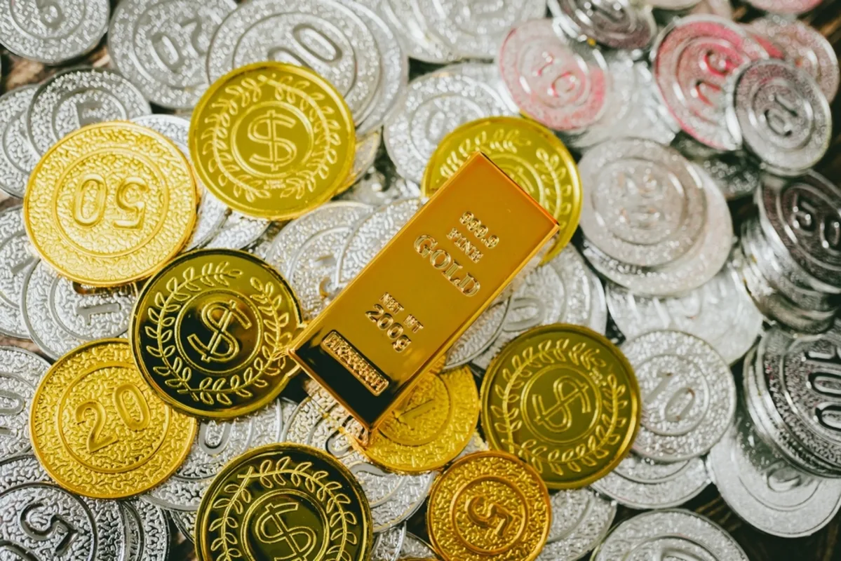 Gold surpasses $4100 per ounce and silver records a new all-time high