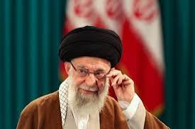 Antwort auf Trump .. Chamenei droht, dass der Iran sich niemandem beugen und das Blut seiner Söhne nicht vergessen wird