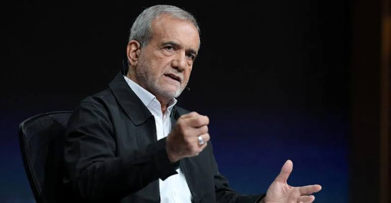 الرئيس الإيراني: لا نسعى لزعزعة الاستقرار في المنطقة