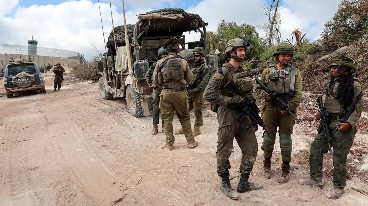 الجيش الإسرائيلي يطلق تحذيرات نارية تجاه جنود لبنانيين في جنوب لبنان