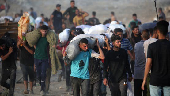 Una vez más .. Decenas de palestinos son asesinados a tiros por el ejército israelí en colas de ayuda