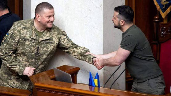 El Kremlin sobre el reemplazo de Zelensky por Zaluzhny: información que no necesita confirmación