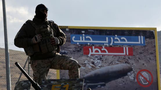 التنسيق مستمر مع دمشق لاحتواء التوتر .. الجيش اللبناني ينفي خرق الأجواء السورية