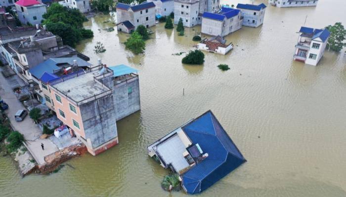 Second Degree Weather Warnings for Severe Weather in China Following Heavy Rainstorms
