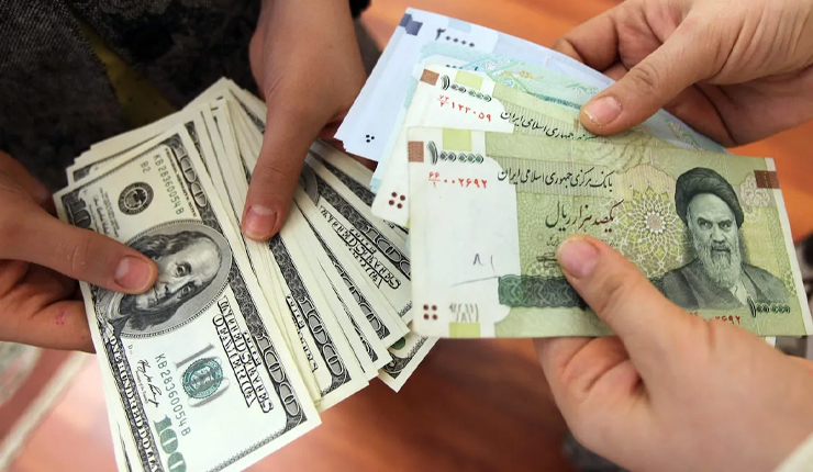 Iranian Rial Falls to Record Low Amid Protests