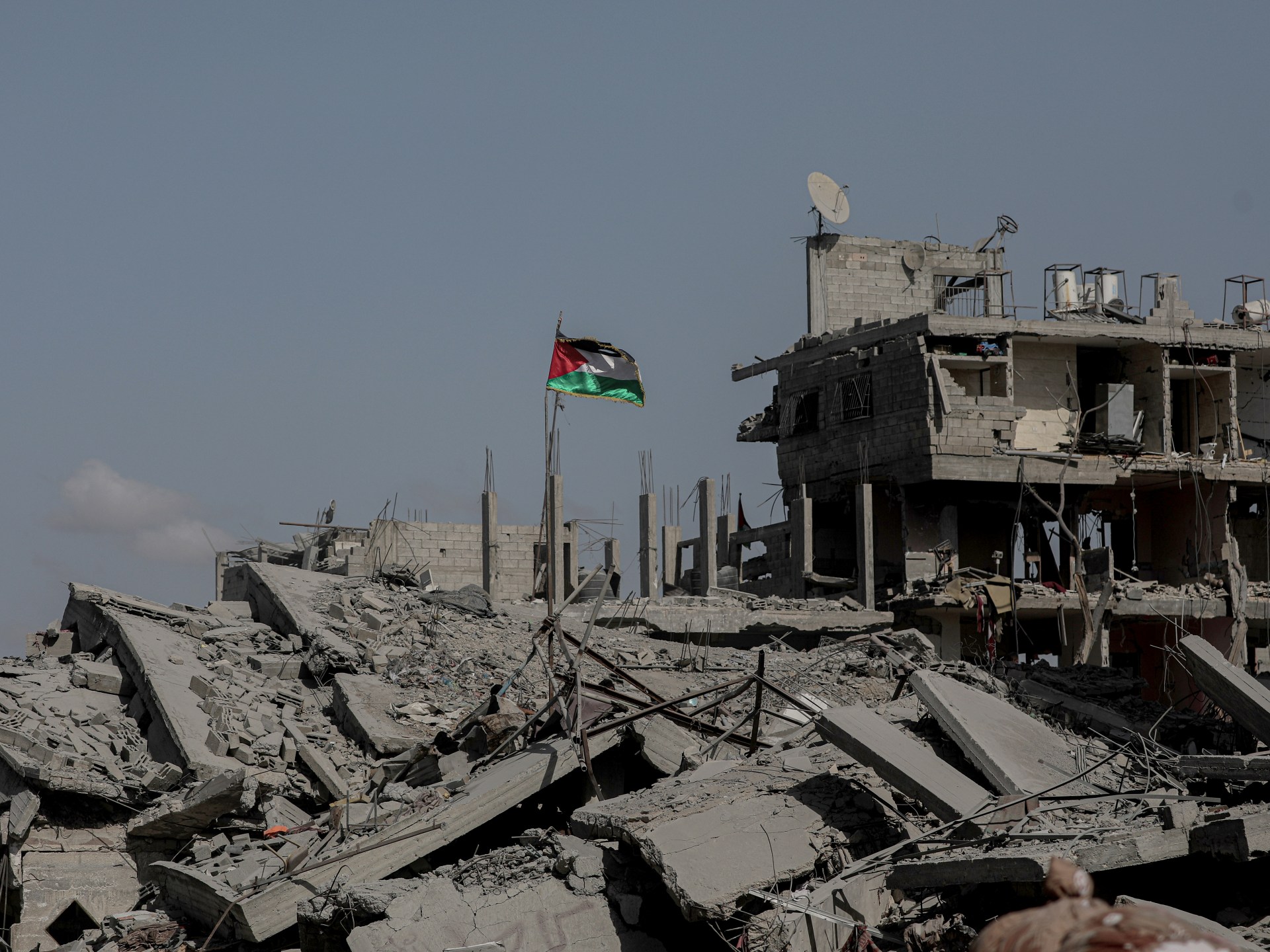 Casualties from security forces in Gaza during clashes with armed militia