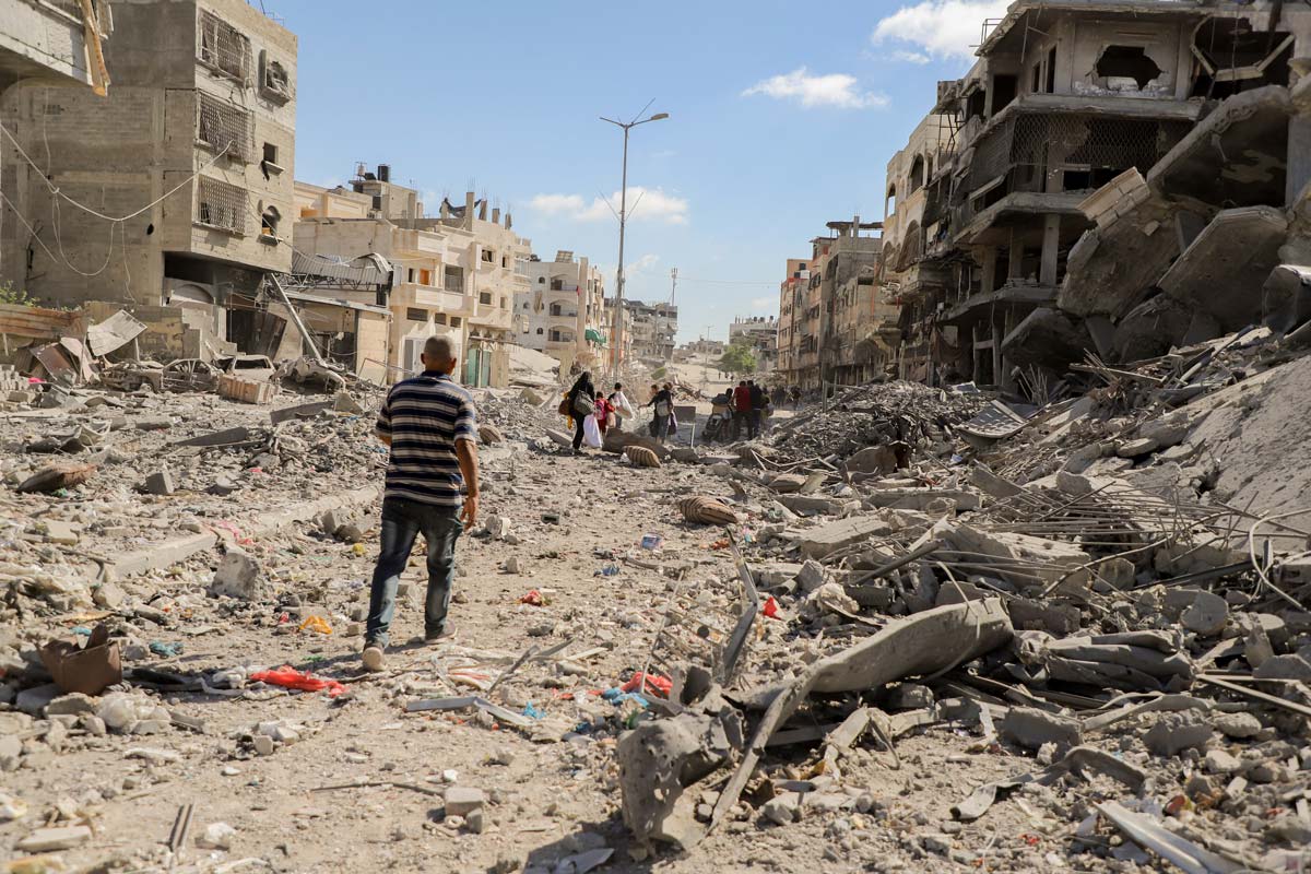 The Israeli army classifies the city of Gaza as a "combat zone" and excludes it from any ceasefire
