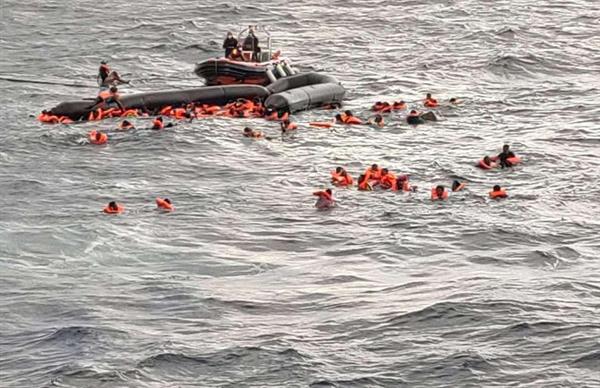 Reuters: Anzahl der Todesfälle beim Untergang eines Migrantenschiffs vor Jemen steigt