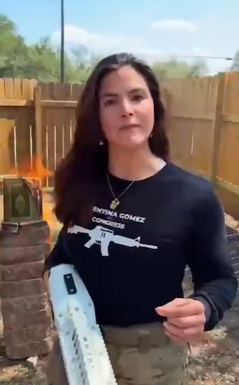 Candidata republicana provoca una tormenta de ira tras quemar el Corán y amenazar con "eliminar el Islam"