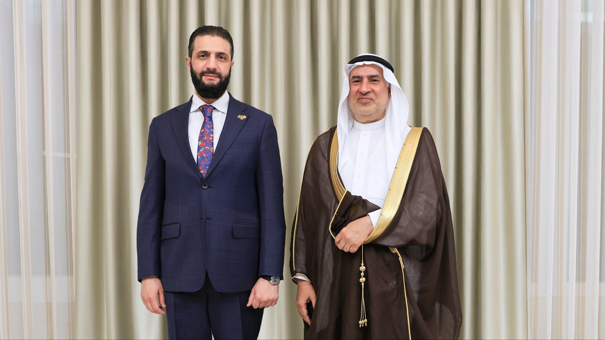 الشرع يبحث مع مساعد وزير الاستثمار السعودي آفاق التعاون الاستثماري