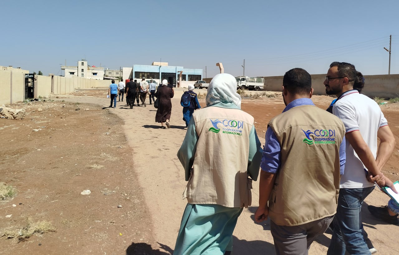 Delegación de la ONU inspecciona las condiciones de los centros de alojamiento en la ciudad de Basra al-Sham y los pueblos cercanos