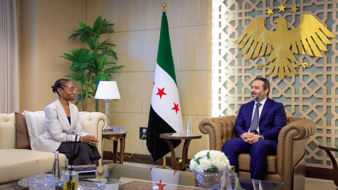 Le ministre des affaires étrangères syrien discute avec le Groupe de crise international des moyens de soutenir la stabilité régionale
