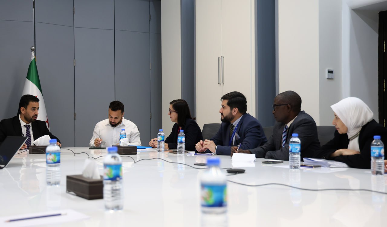 Ministro de Salud sirio discute con delegación de UNICEF formas de fortalecer la cooperación en el campo de la salud