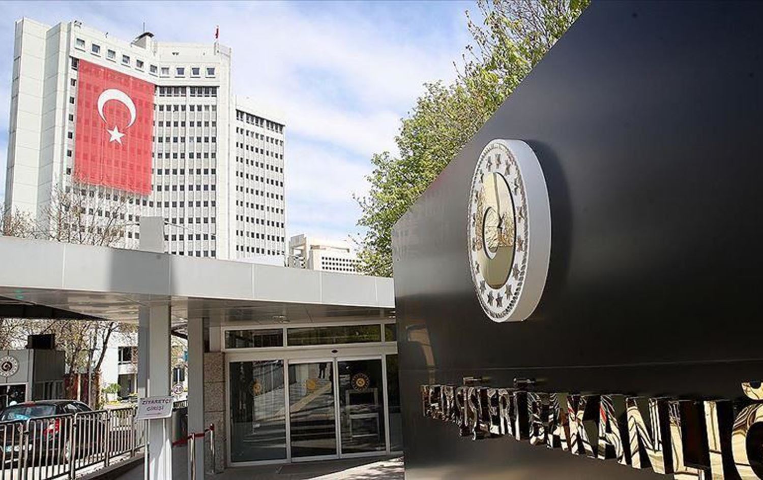 Turkish Foreign Ministry: We hope the Syrian government will end the violence in Sweida