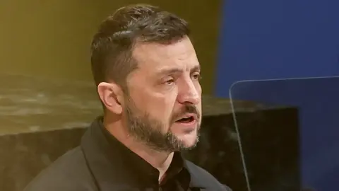 Zelensky avertit : la situation à la centrale nucléaire de Zaporijjia est extrêmement grave