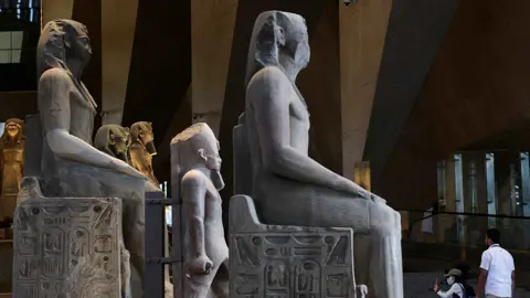 Controversy Erupts Over Makeup Incident at Grand Egyptian Museum