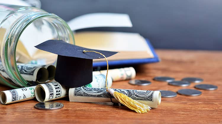 كيف تحصل على منحة دراسية مجانية 2025 | خطوات ونصائح للطلاب الدوليين