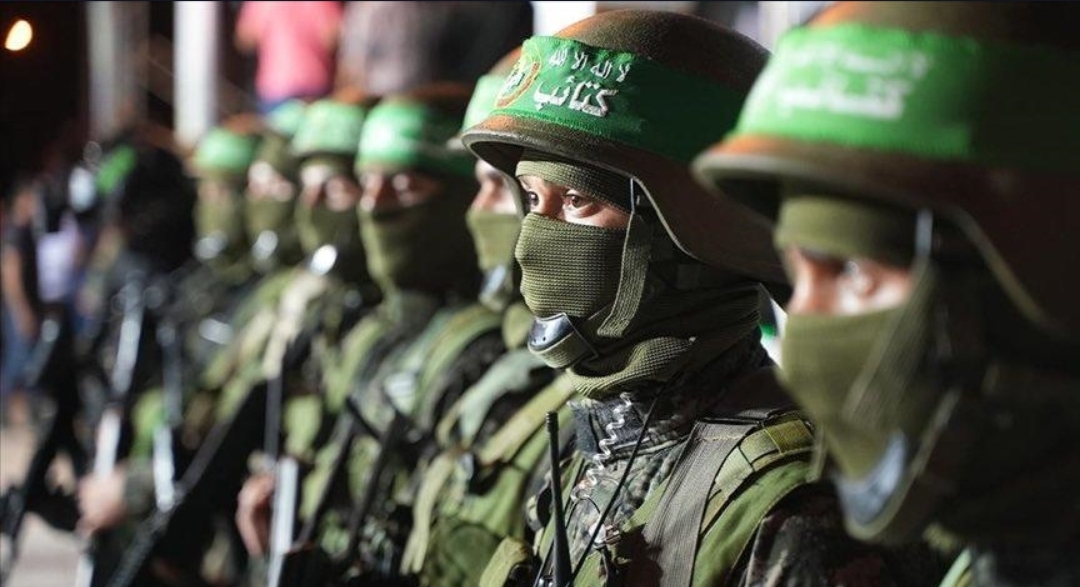 Al-Qassam Brigades Publish 'Farewell' Photos of Prisoners Held in Gaza and Warn of Their Fate