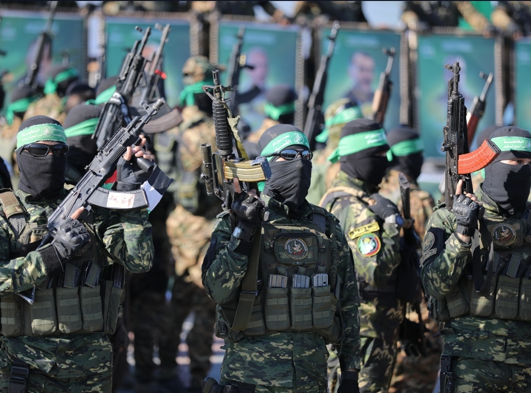 حماس گزارش‌ها درباره تحویل سلاح خود را رد کرد و آن را "گمراه‌کننده" توصیف کرد