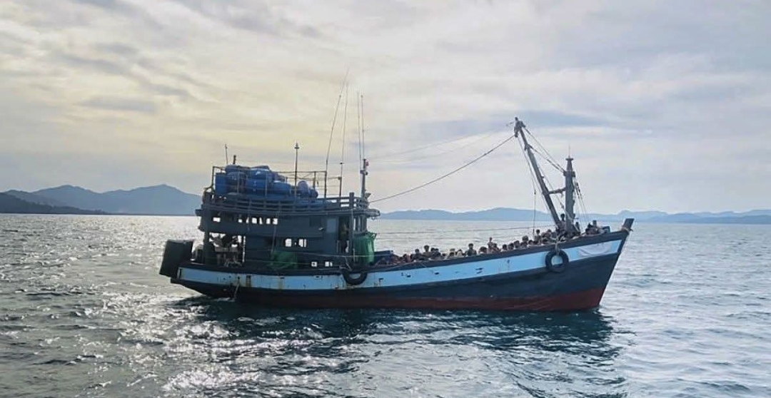 Rohingya Refugee Boat Capsizes Near Malaysia-Thailand Maritime Border