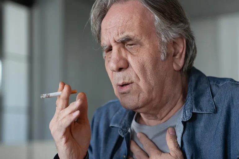 Yıllarca sigara içseniz bile, her gün bırakma kararı aldığınızda kendinizden bir şey kazanırsınız