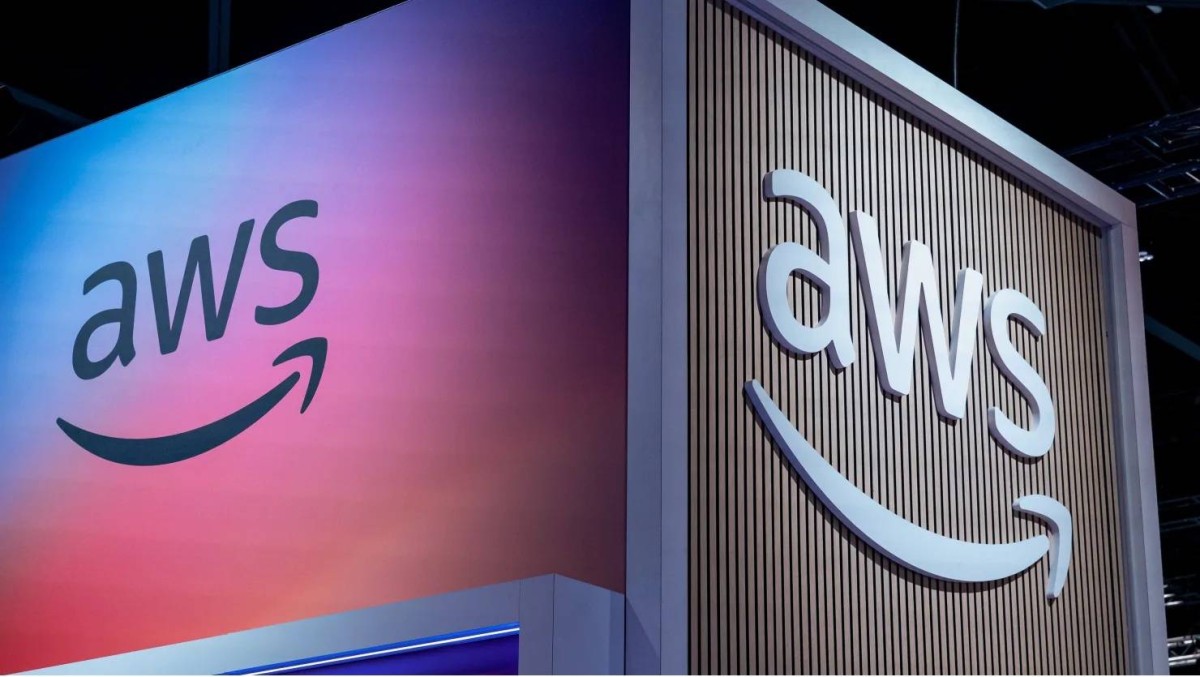 Amazon Web Services Outage Disrupts the Digital World and Halts Major Platforms