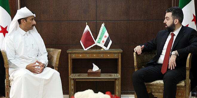 Ministro de Administración Local y Medio Ambiente de Siria y Embajador de Qatar discuten fortalecimiento de la cooperación mutua
