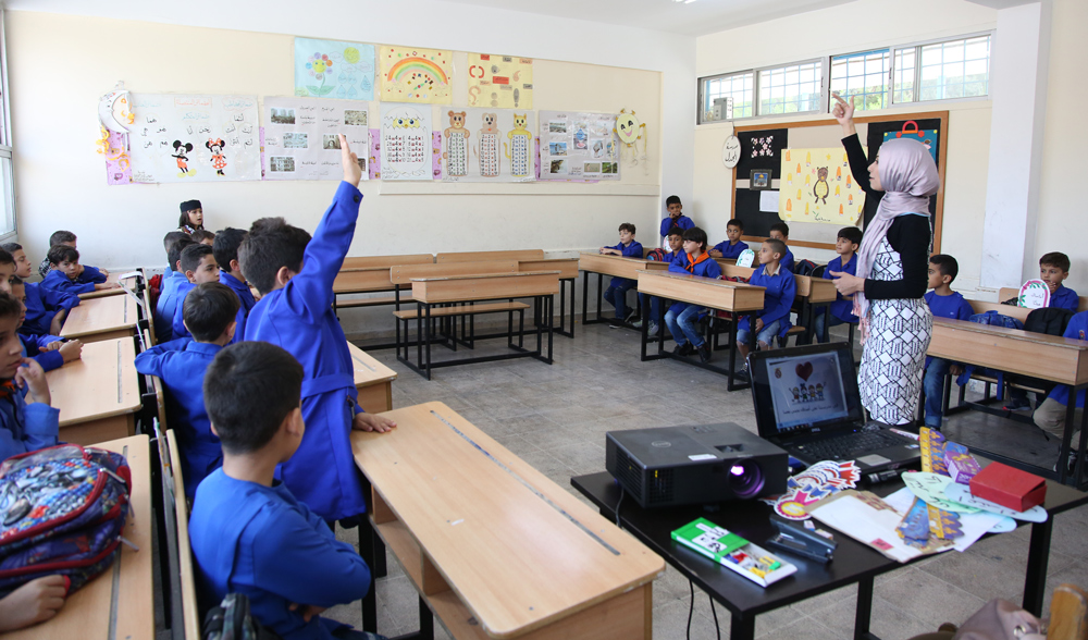 Ministerio de Educación: Asignación de "Sala de Actividades" en cada escuela de educación básica en Siria