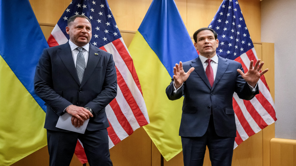 U.S. and Ukraine Report Progress in Peace Talks as War Efforts Continue
