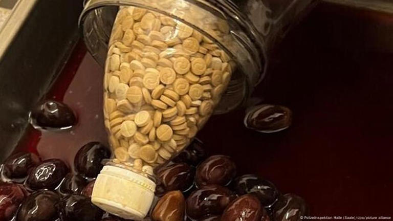 German Police Seize Over 1.7 Million Captagon Pills in Vegetable Store
