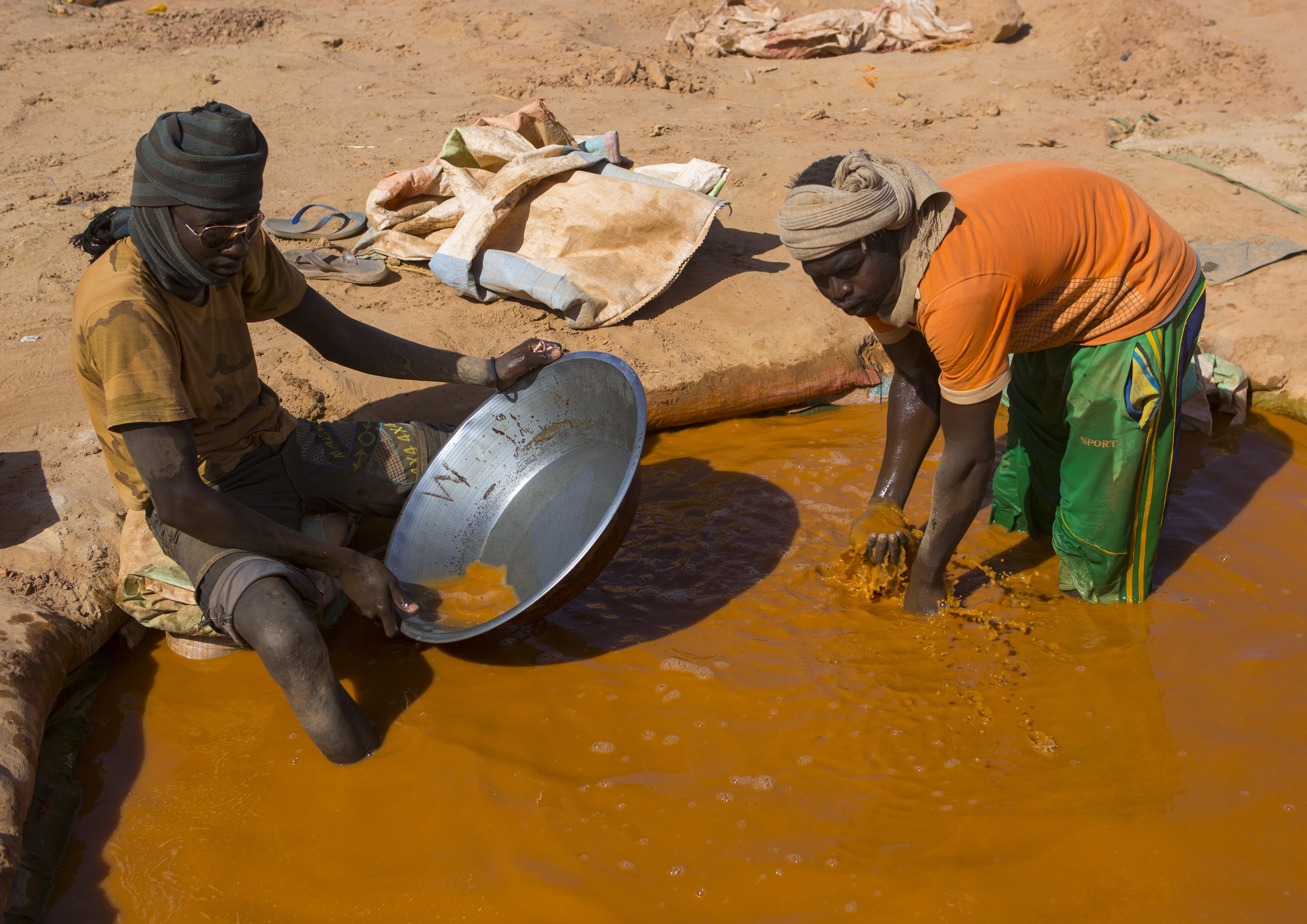Sudan Produces 37 Tons of Gold During the First Half of 2025 Despite Security Challenges