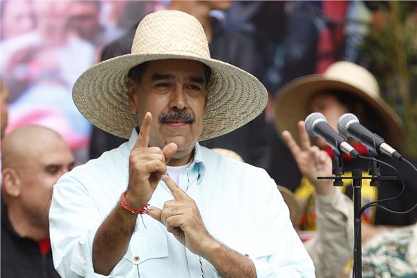 Switzerland Freezes Maduro's Assets Following U.S. Arrest