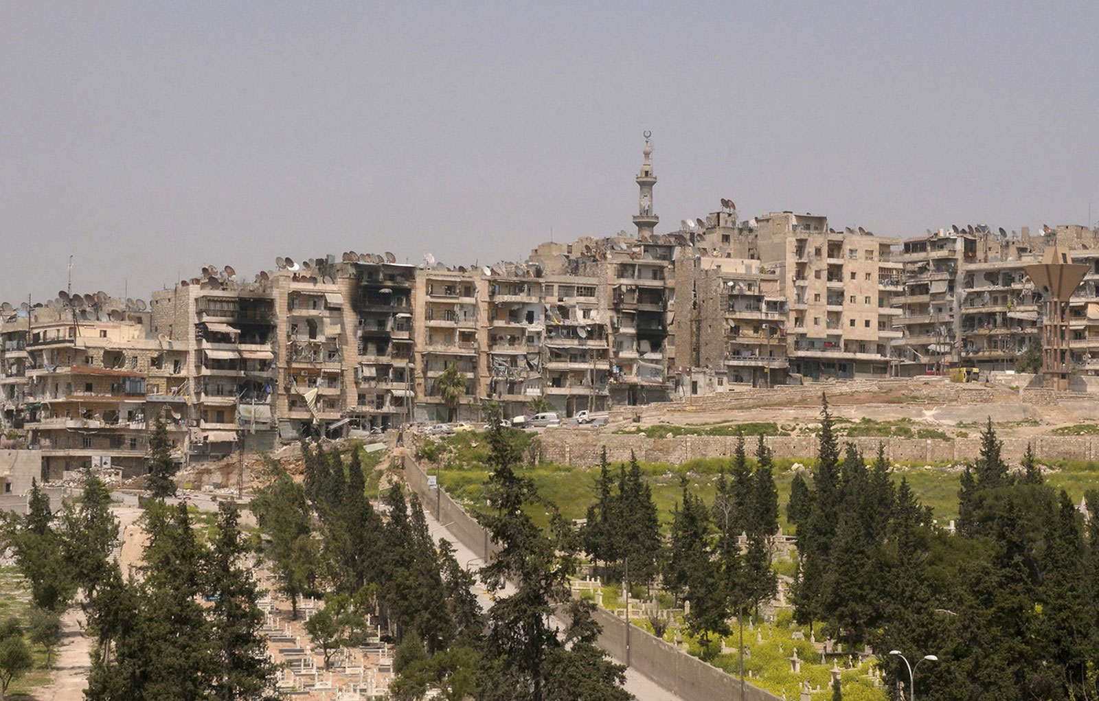 Tensions Rise in Aleppo as Evacuations Continue Amid Ceasefire Denials