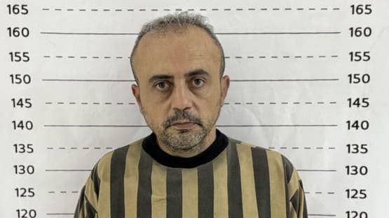 اعتقال "قناص الأسد" في اللاذقية.. تورط في جرائم حرب وتمثيل بالجثث