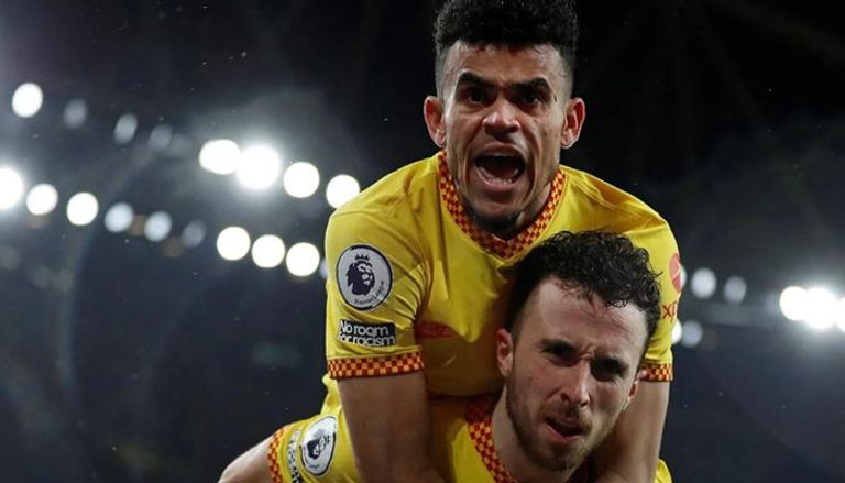 Luis Diaz Faces Severe Criticism After Missing Jota's Funeral and Attending Entertainment Event Simultaneously