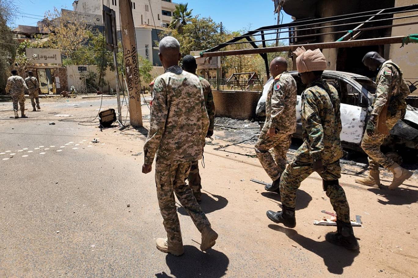 El ejército sudanés rechaza la 'Gobierno de Paz y Unidad' y amenaza con sabotear su proyecto