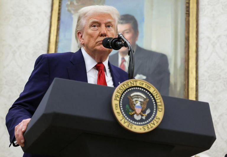 Trump: Iran Must Not Be Allowed to Obtain Nuclear Weapons