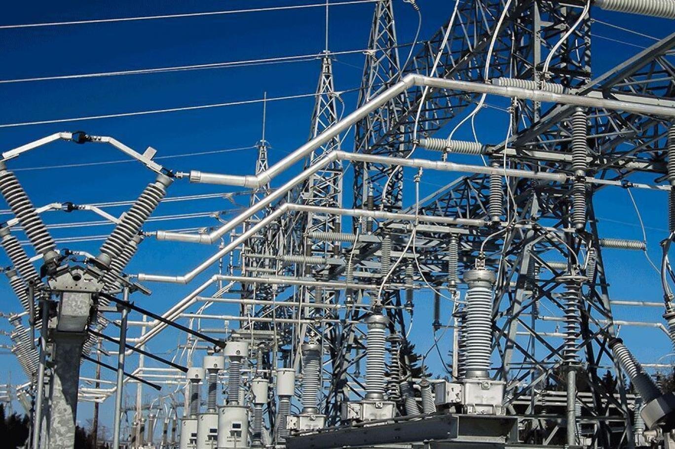 Der Direktor der Generaldirektion für die Übertragung und Verteilung von Elektrizität in Syrien betont die Bedeutung des vom Weltbank bereitgestellten Zuschusses zur Verbesserung der Stromversorgung in Syrien