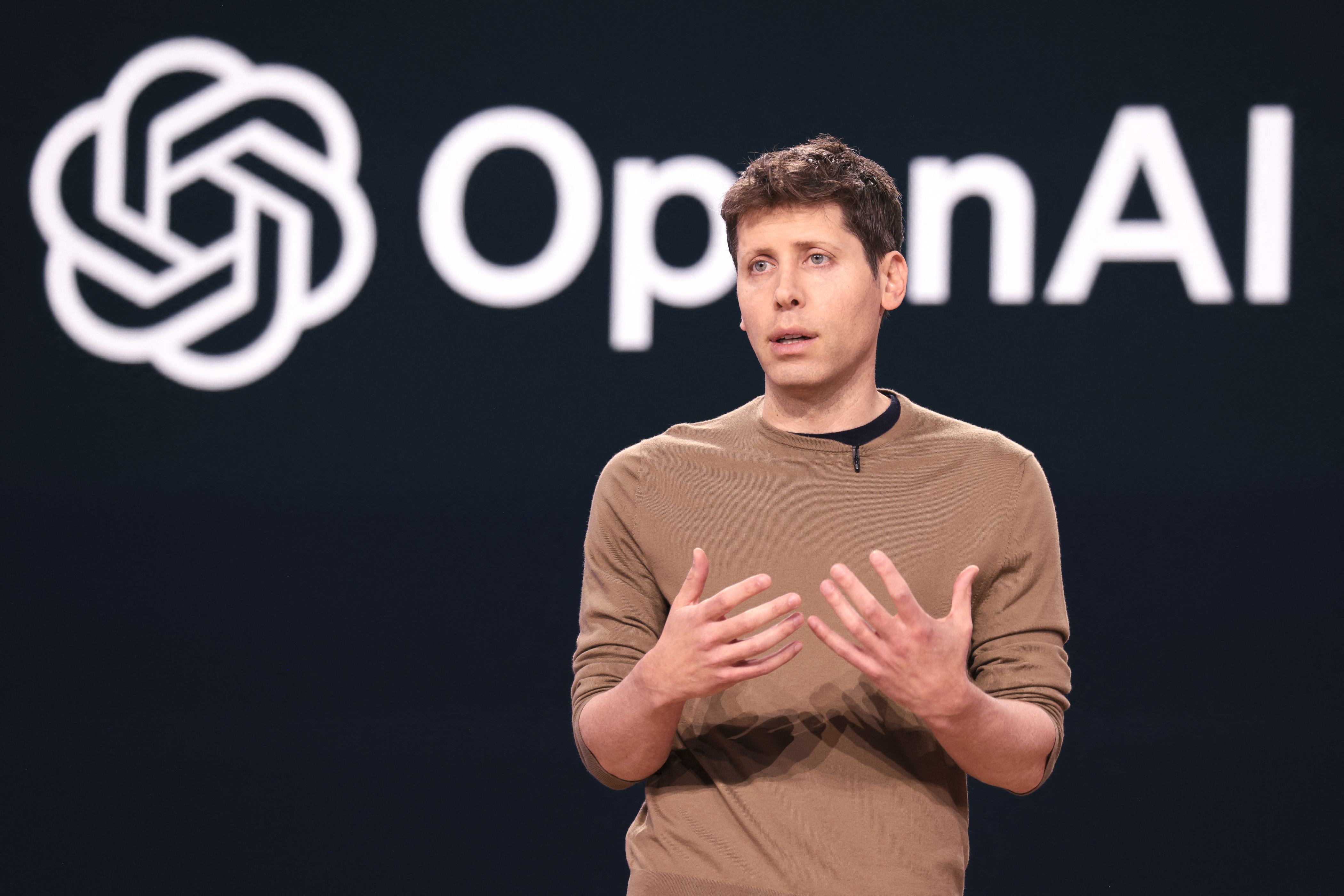 Contrato de 30 mil millones de dólares al año.. Open AI alquila 4.5 gigavatios informáticos de Oracle