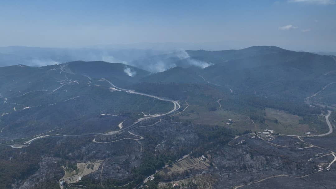 Syrian Civil Defense announces control over most Latakia fires, continues cooling and monitoring operations