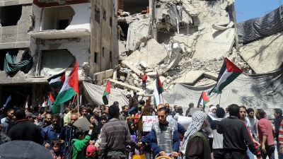 Die Behandlung von palästinensisch-syrischen Staatsbürgern als "Ausländer" sorgt für Kontroverse, und die Regierung greift ein, um dies zu korrigieren